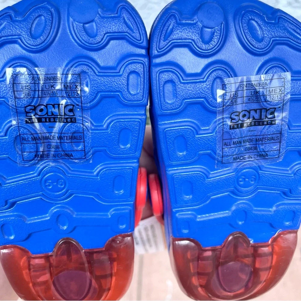 Sonic the Hedgehog Kids Blue Red Light Up Clogs - Picture 5 of 6